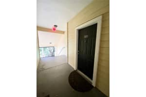 2572 ROBERT TRENT JONES DR #1237, ORLANDO, FL 32835 Sold 10/18/22