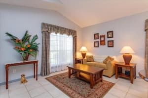 278 CLYDESDALE CIR, SANFORD, FL 32773 Sold 12/06/22