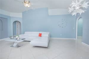 2403 ANDREWS VALLEY DR, KISSIMMEE, FL 34758 Sold 10/11/22