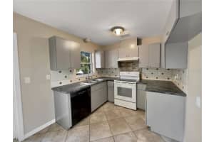 501 WINDRIDGE PL, TAVARES, FL 32778 Sold 03/02/23