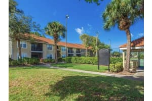 4021 CROCKERS LAKE BLVD #22, SARASOTA, FL 34238 Sold 10/21/22