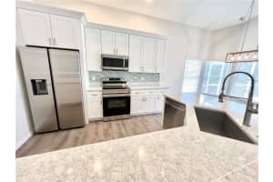 341 DOWNING CIR, DAVENPORT, FL 33897 Sold 06/09/23