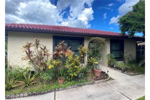 556 HUNTER CIR, KISSIMMEE, FL 34758 Sold 11/14/22