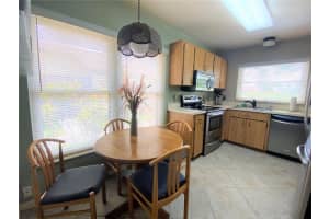 556 HUNTER CIR, KISSIMMEE, FL 34758 Sold 11/14/22