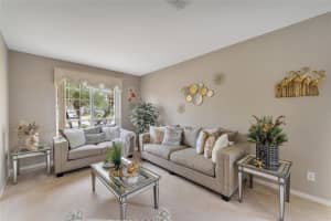 2562 VOLTA CIR, KISSIMMEE, FL 34746 Sold 07/03/23