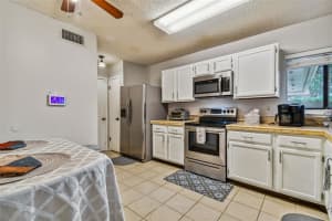 419 E SPRINGTREE WAY, LAKE MARY, FL 32746 Sold 10/20/22