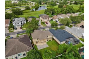 2271 STONE CROSS CIR, ORLANDO, FL 32828 Sold 04/21/23