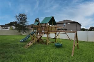 681 BISHOP BAY LOOP, APOPKA, FL 32712 Sold 12/02/22