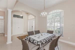 7818 SAINT ANDREWS CIR, ORLANDO, FL 32835 Sold 11/18/22