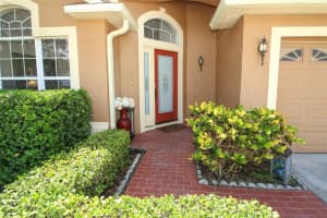 10054 RIVERS TRAIL DR, ORLANDO, FL 32817 Sold 11/07/22