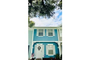 2901 WOODLANDS PARK CT, LAKE MARY, FL 32746 Sold 10/28/22