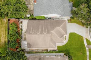 2712 GRANTHAM CT, ORLANDO, FL 32835 Sold 10/26/22