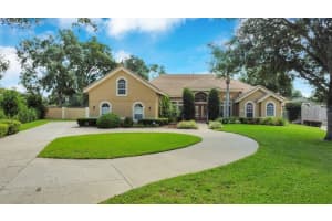 7569 PARK SPRINGS CIR, ORLANDO, FL 32835 Sold 03/20/23