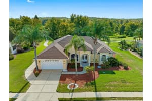 6927 MONTREAL DR, LAKELAND, FL 33810 Sold 12/01/22