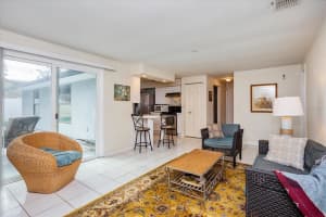 7833 MURCOTT CIR, ORLANDO, FL 32835 Sold 01/16/23