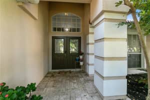 6416 WINDER OAKS BLVD, ORLANDO, FL 32819 Sold 10/28/22