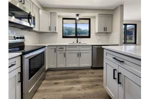 4108 14TH AVE E, BRADENTON, FL 34208 Sold 05/11/23