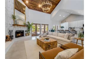 7910 SOUTHWIND CT, ORLANDO, FL 32819 Sold 10/27/22