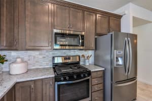 2438 CLIFF WAY, SAINT CLOUD, FL 34771 Sold 02/16/23