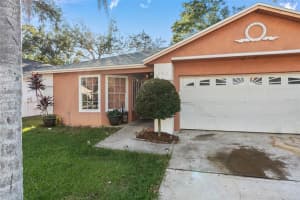 290 FALLING LEAF LN, CASSELBERRY, FL 32707 Sold 02/14/23