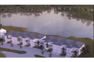 464 LAKE SHORE PKWY, DAVENPORT, FL 33896 Sold 10/04/23