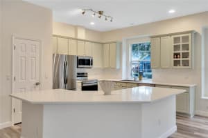 9844 CYPRESS PINE STREET, ORLANDO, FL 32827 Sold 04/10/23