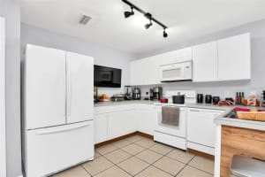 2732 Club Cortile Cir, Kissimmee, FL 34746, Sold 01/04/23