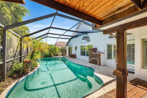 2147 Hedgerow Dr, Merritt Island, FL 32953, Sold 12/07/22
