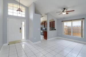 267 Easton Cir, Oviedo, FL 32765, Sold 02/10/23