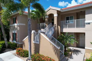 6870 Huntington Lakes Cir, Naples, FL 34119, Sold 01/19/23