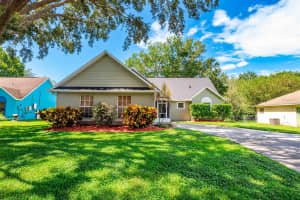 1223 Creek Woods Cir, St Cloud, FL 34772, Sold 12/08/22