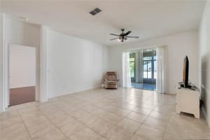 402 Heather Hills Dr, Clermont, FL 34711, Sold 12/10/22