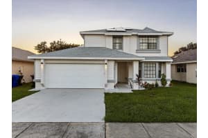 2664 N Horseshoe Bay Dr, Kissimmee, FL 34741, Sold 12/01/22