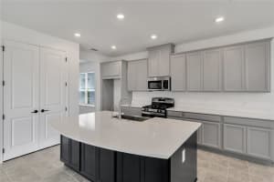 1162 PANDO LOOP, ORLANDO, FL 32824 Sold 01/06/23