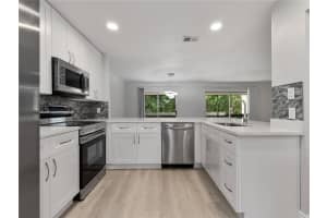 600 NORTHERN WAY #302, WINTER SPRINGS, FL 32708 Sold 01/03/23