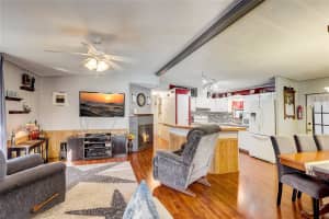 113 JANA CIR, AUBURNDALE, FL 33823 Sold 04/17/23