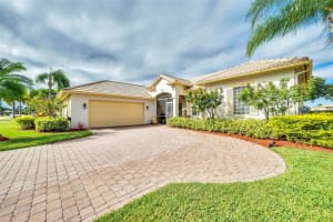 414 NW Canterbury Ct, Port St. Lucie, FL 34983, Sold 12/30/22
