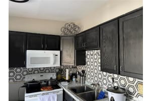 490 S Orlando Ave, Cocoa Beach, FL 32931, Sold 01/17/23