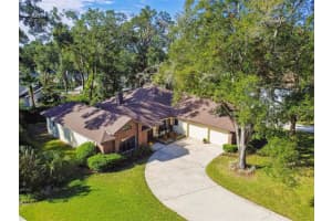 1252 MAJESTIC OAK DR, APOPKA, FL 32712 Sold 02/28/23