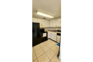 737 MCDOUGALL CT #737E, ORLANDO, FL 32809 Sold 11/14/22