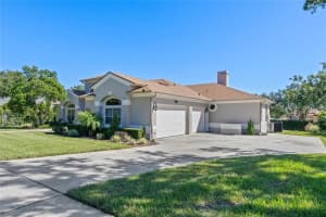 919 GOLF VALLEY DR, APOPKA, FL 32712 Sold 12/06/22