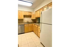 5332 BURNING TREE DR #D, ORLANDO, FL 32811 Sold 11/15/22