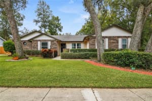 2210 MAJESTIC WOODS BLVD, APOPKA, FL 32712 Sold 12/20/22