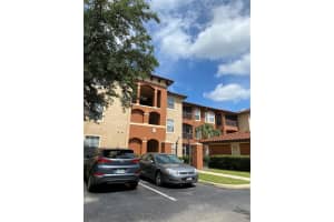 5566 Metrowest Blvd, Orlando, FL 32811, Sold 04/17/23