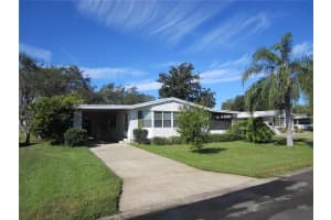 2835 MANATEE RD, TAVARES, FL 32778 Sold 01/09/23