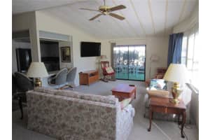 2835 MANATEE RD, TAVARES, FL 32778 Sold 01/09/23