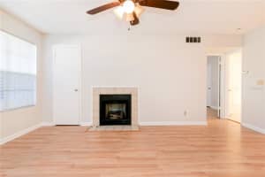 315 LAKEPOINTE DR #201, ALTAMONTE SPRINGS, FL 32701 Sold 12/15/22