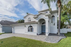 521 HAMPSHIRE LN, OVIEDO, FL 32765 Sold 12/14/22