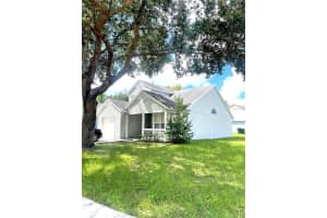 1746 Circe Lake Ct, Orlando, FL 32826, Sold 04/14/23