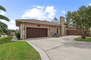 2603 BROOKSIDE BLUFF LOOP, LAKELAND, FL 33813 Sold 12/02/22